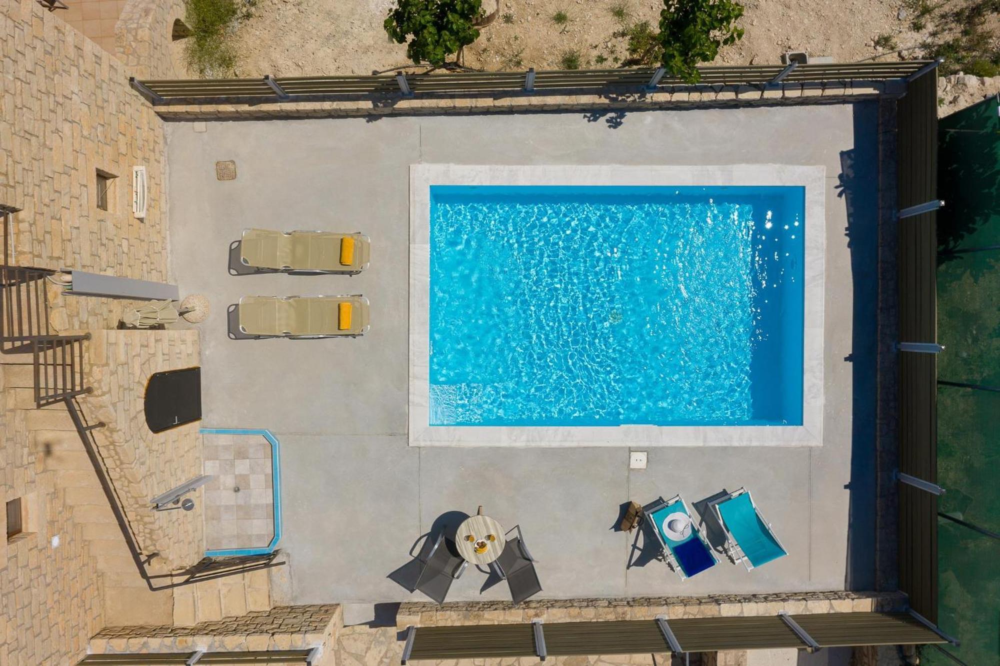 Orelia Cretan Deluxe Apartments Kamilari Exterior foto